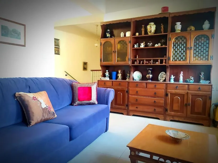 George'S Villa Gjirokastër